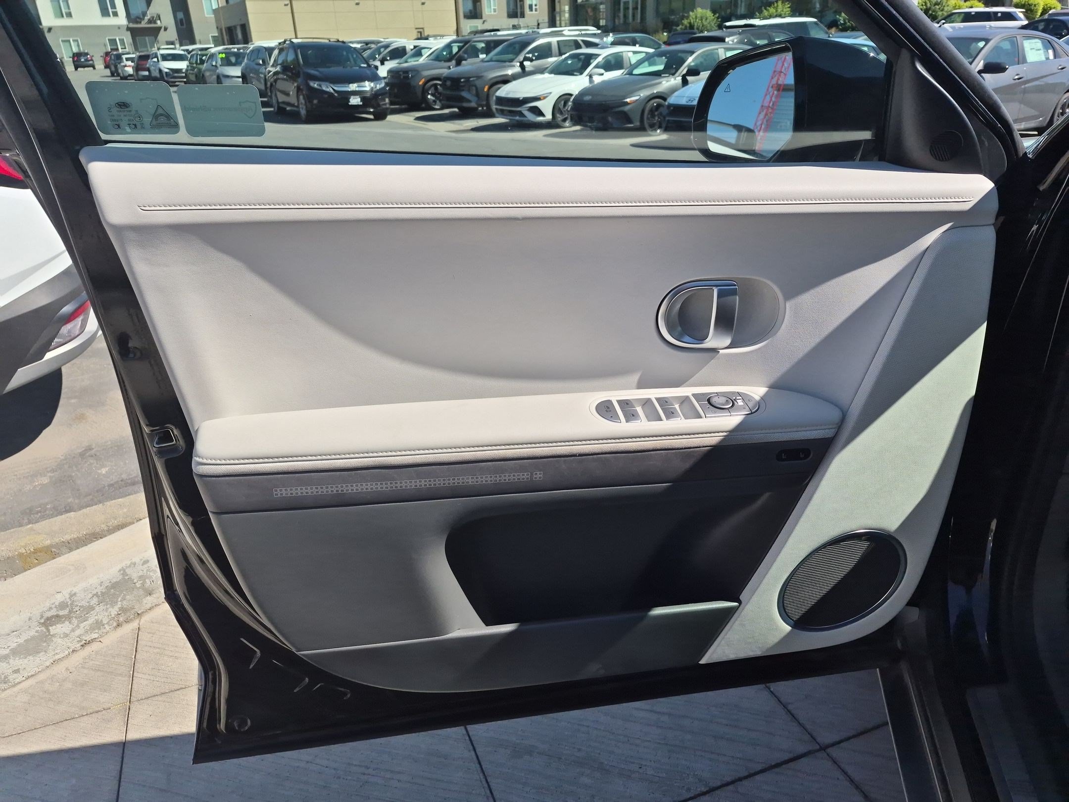 Certified 2024 Hyundai Ioniq 5 Limited AWD/4WD image 14