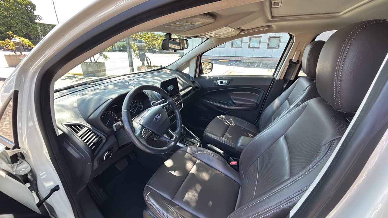 Used 2019 Ford EcoSport SE w/ SE Convenience Package FWD image 8