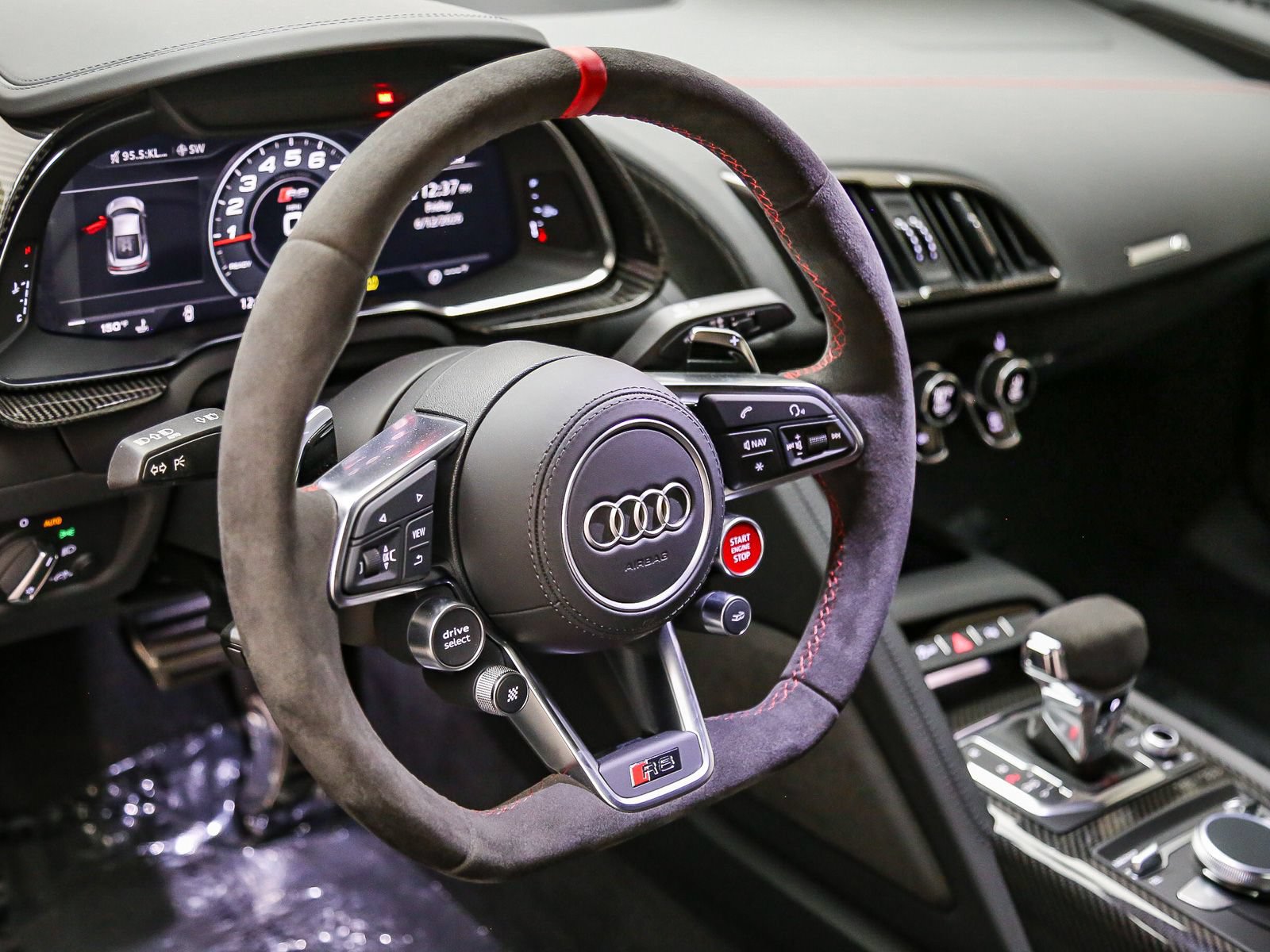 Used 2023 Audi R8 V10 GT RWD image 41