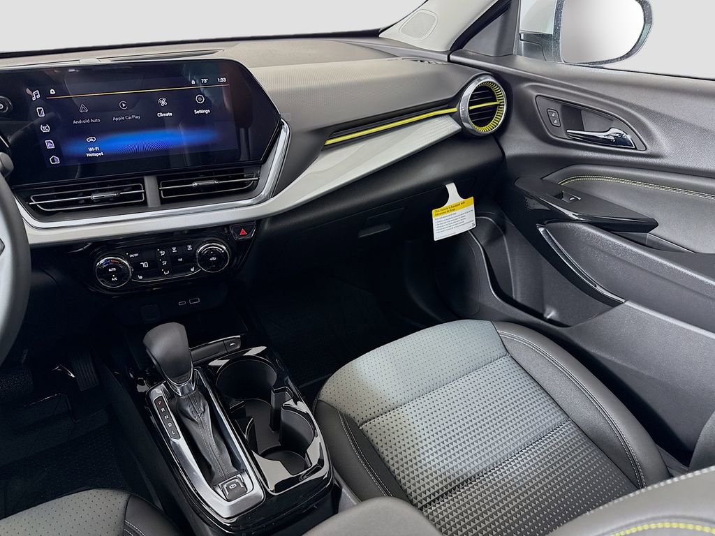 New 2026 Chevrolet Trax LT w/ Driver Confidence Package image 21