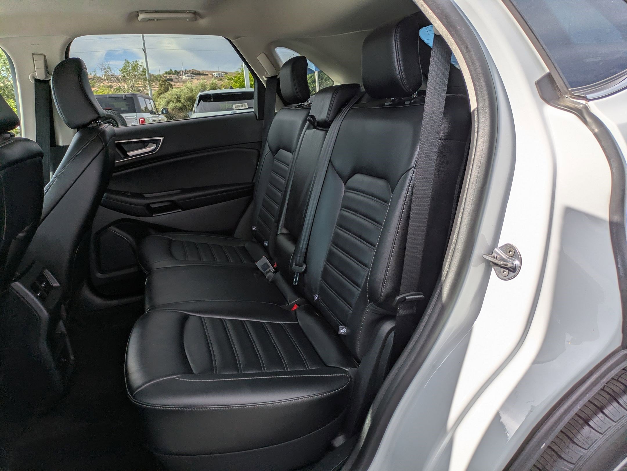 Used 2024 Ford Edge SEL image 26