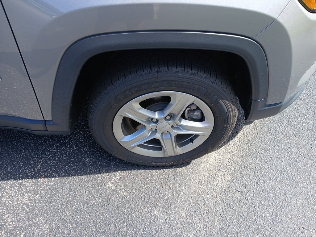 Certified 2024 Jeep Compass Latitude AWD/4WD image 21