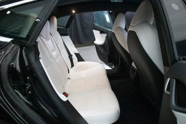 Used 2021 Tesla Model S Long Range image 18