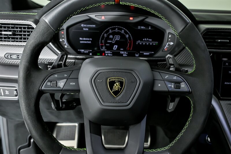 Used 2024 Lamborghini Urus Performante AWD/4WD image 26