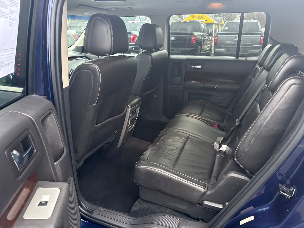 Used 2011 Ford Flex SEL w/ Rapid Spec Order Code image 17