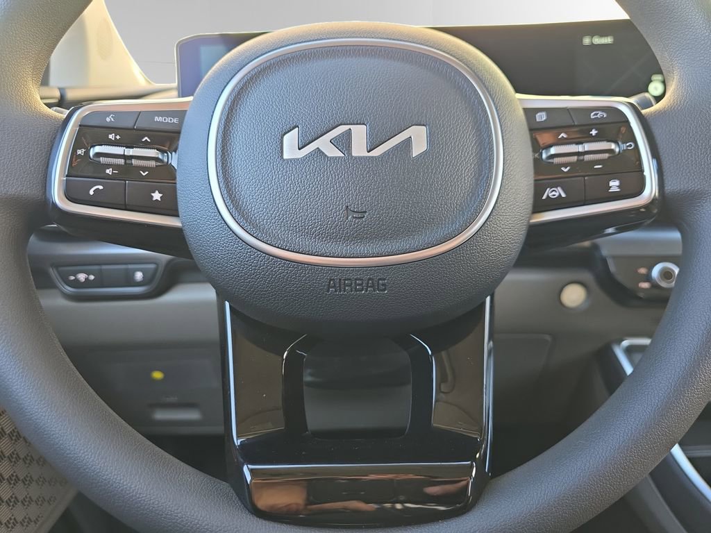 New 2026 Kia Carnival LX image 26