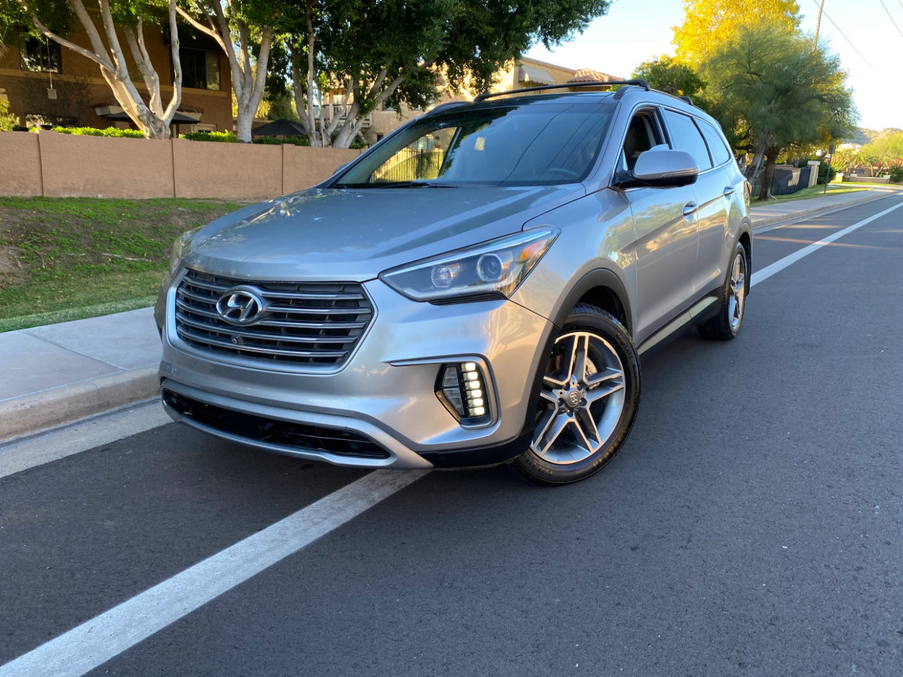 Used 2017 Hyundai Santa Fe SE Ultimate 3.3L Auto w/ SE Ultimate Tech Package 03 image 78