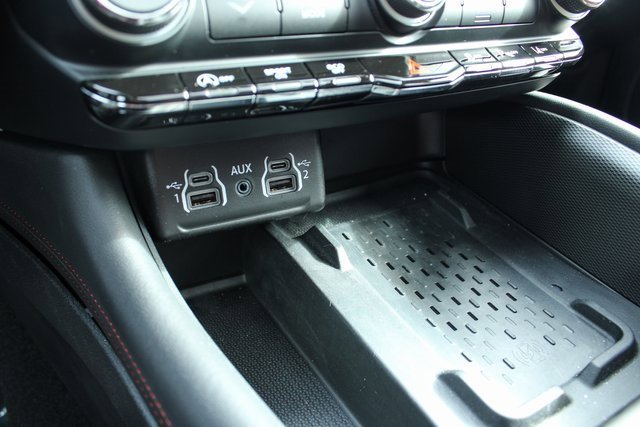 Used 2025 Dodge Durango GT image 18