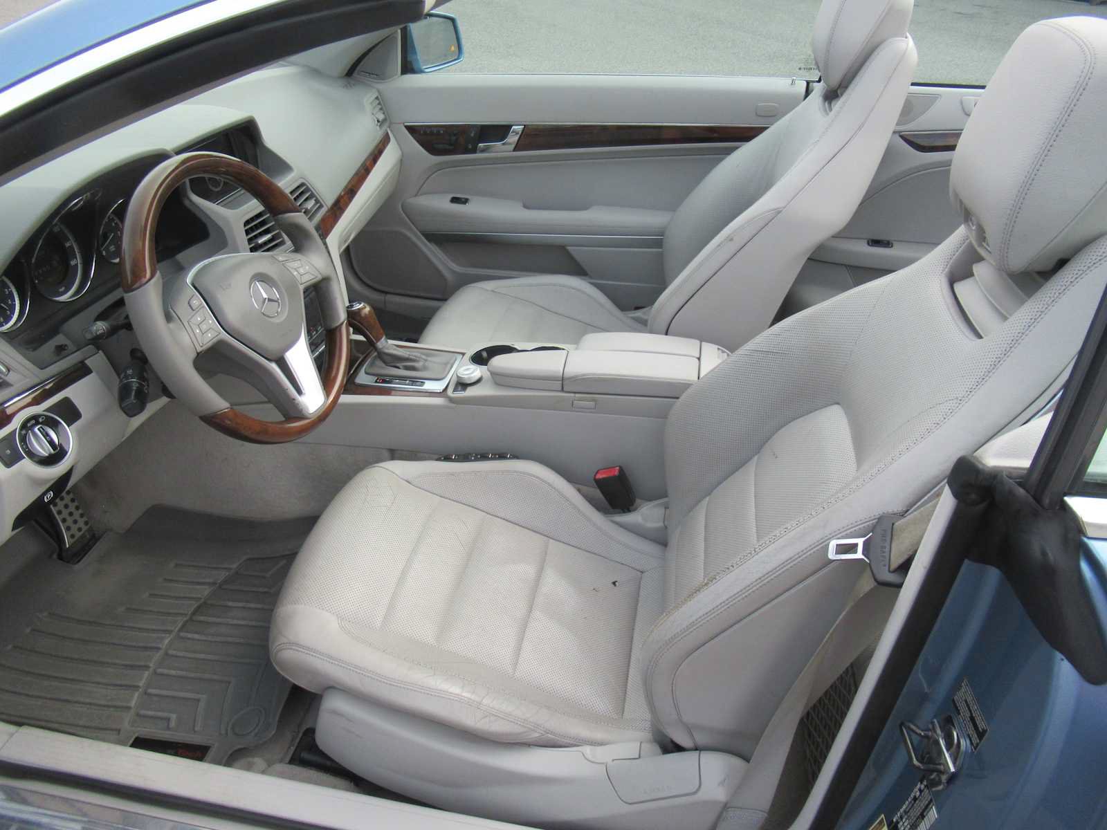 Used 2012 Mercedes-Benz E 350 Cabriolet image 17