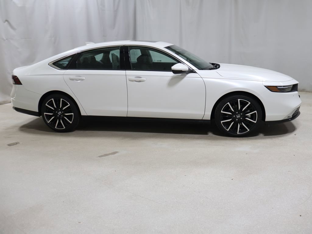 New 2026 Honda Accord Touring image 8