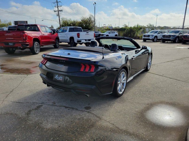 Used 2024 Ford Mustang GT Premium image 14