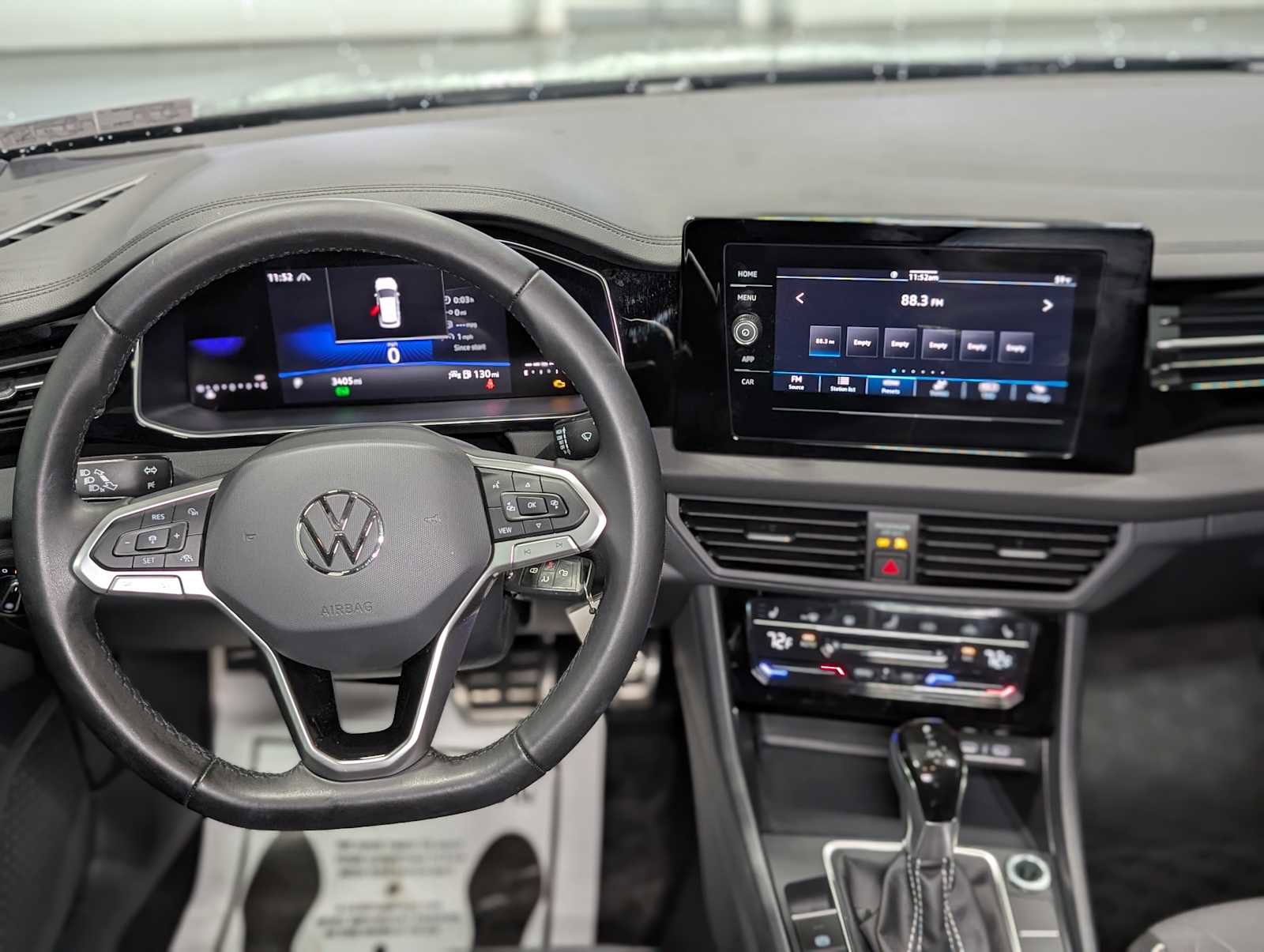Used 2025 Volkswagen Jetta Sport image 17