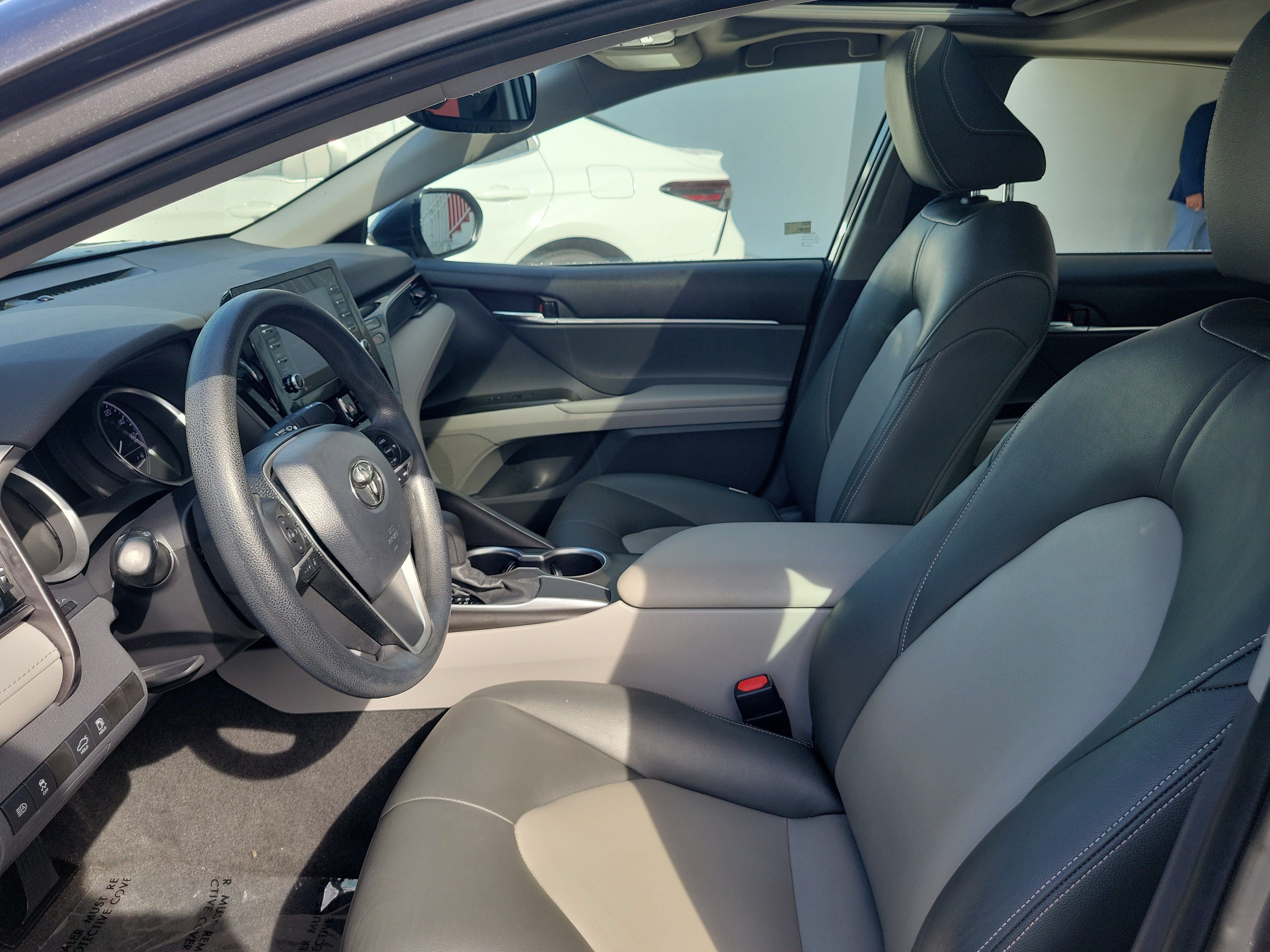 Used 2021 Toyota Camry LE w/ Convenience Package FWD image 21