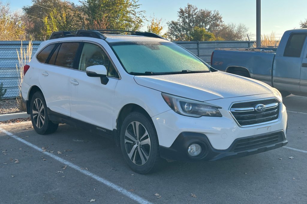 Used 2019 Subaru Outback 2.5i Limited image 2