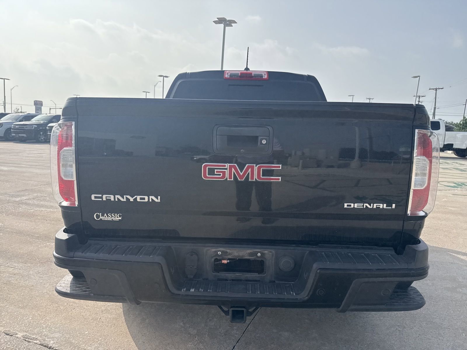 Used 2019 GMC Canyon Denali RWD image 4