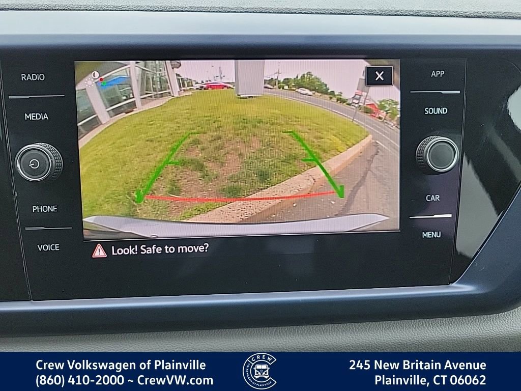 Certified 2022 Volkswagen Taos SE AWD/4WD image 7