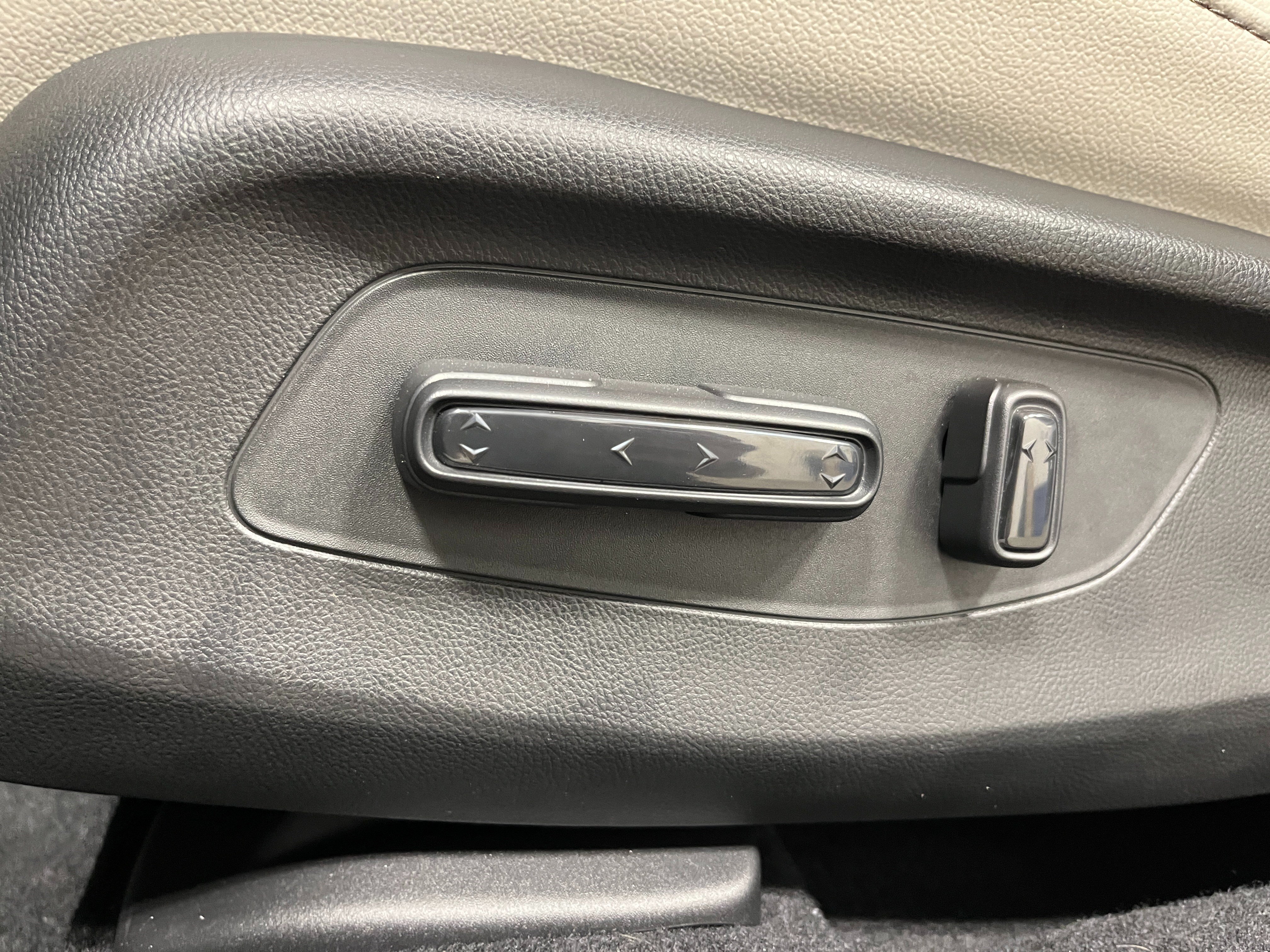 New 2027 Honda HR-V EX-L image 17