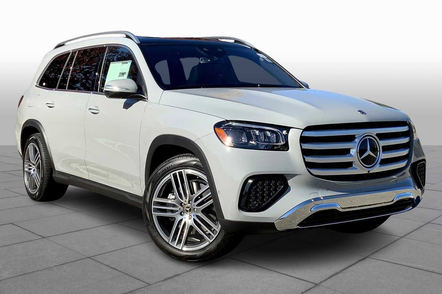New 2026 Mercedes-Benz GLS 450 4MATIC image 2