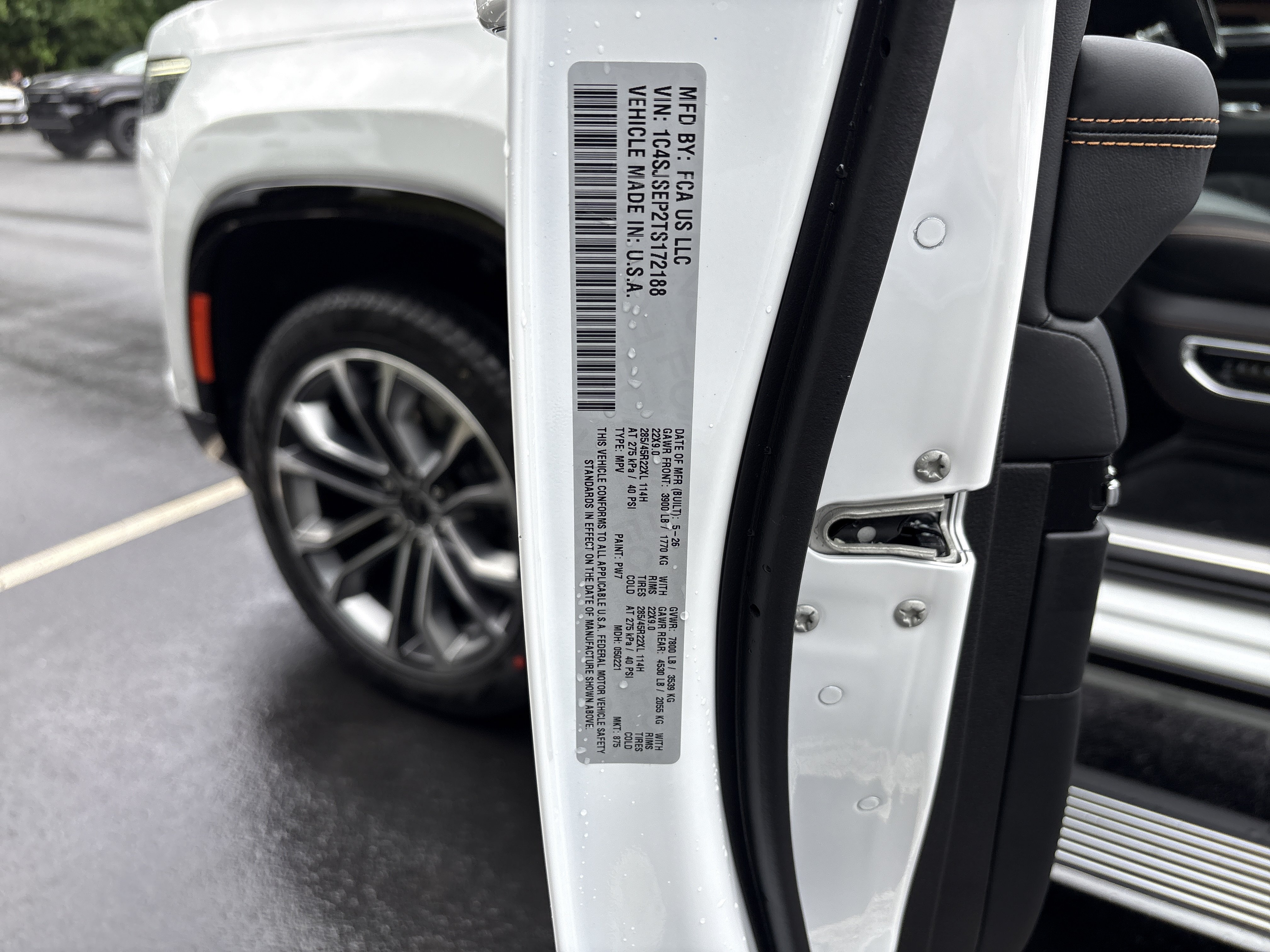 New 2026 Jeep Grand Wagoneer L Summit AWD/4WD image 38
