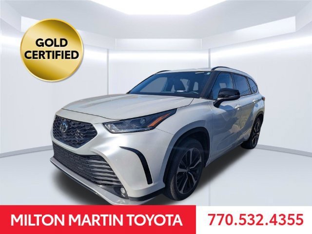 Certified 2022 Toyota Highlander XSE FWD image 1