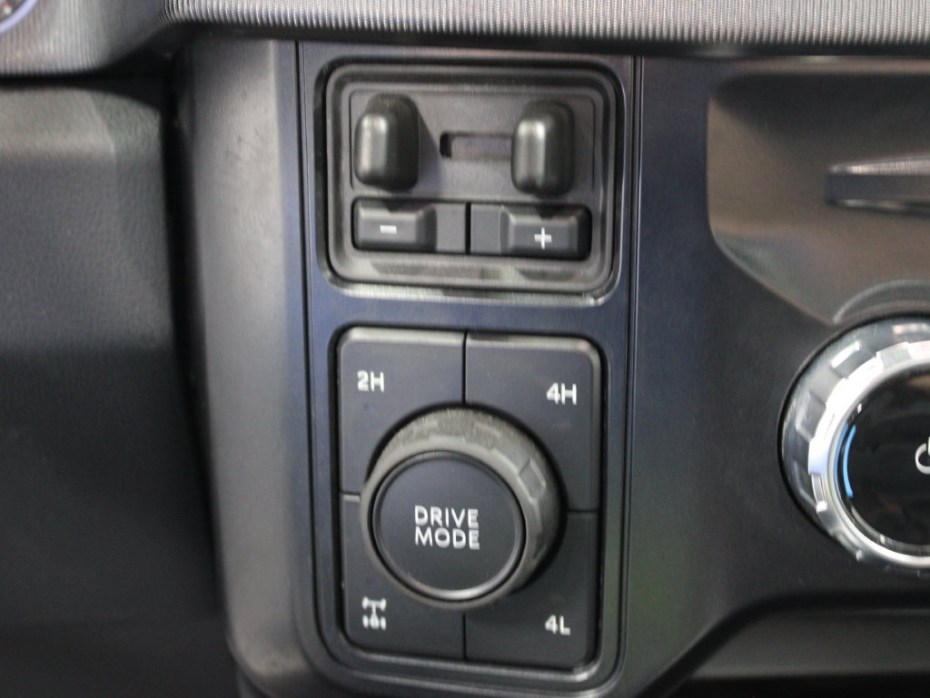 Used 2026 Ford F250 Platinum w/ FX4 Off-Road Package AWD/4WD image 72