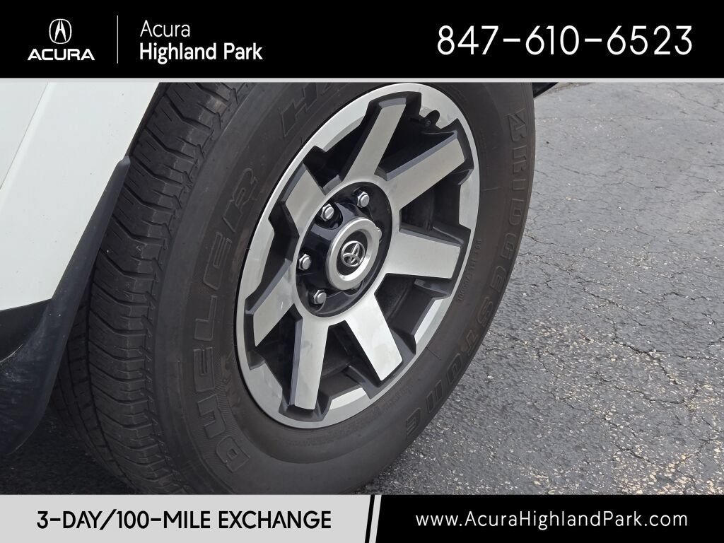 Used 2023 Toyota 4Runner TRD Off-Road Premium w/ Moonroof Package AWD/4WD image 15