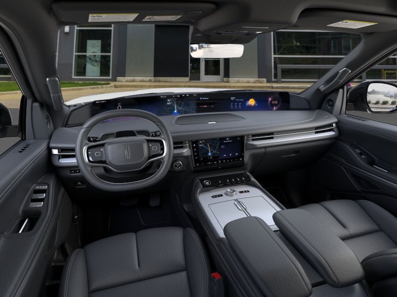 New 2026 Lincoln Navigator L Reserve w/ Jet Appearance Package AWD/4WD image 9