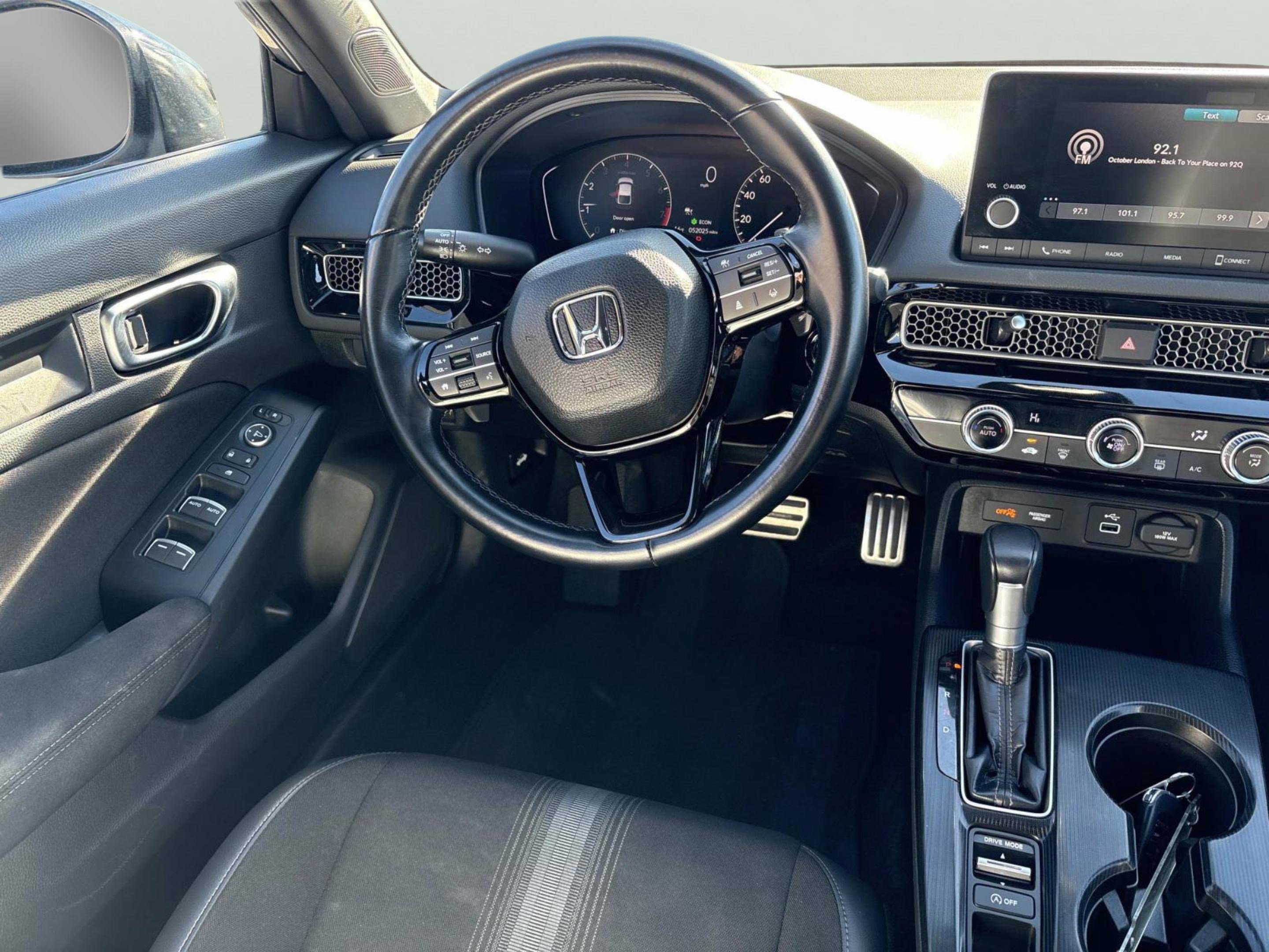 Used 2024 Honda Civic Sport image 12