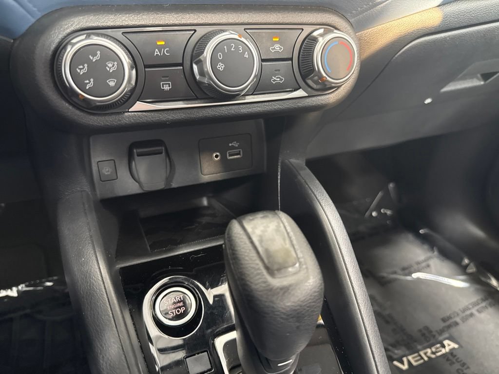 Used 2025 Nissan Versa SV FWD image 25