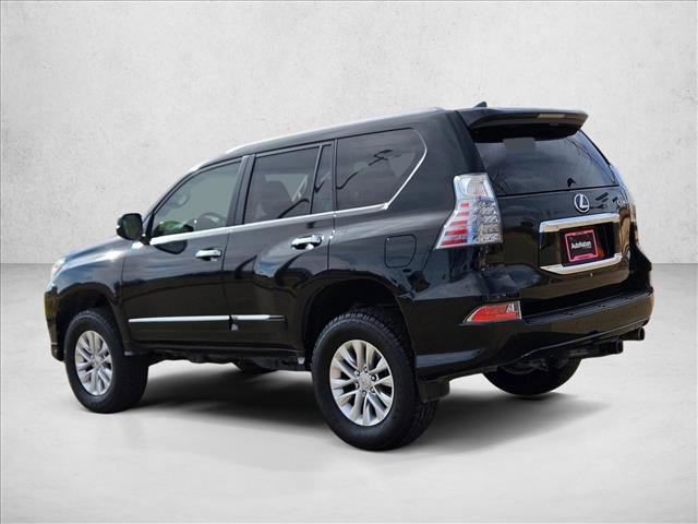 Used 2017 Lexus GX 460 image 8