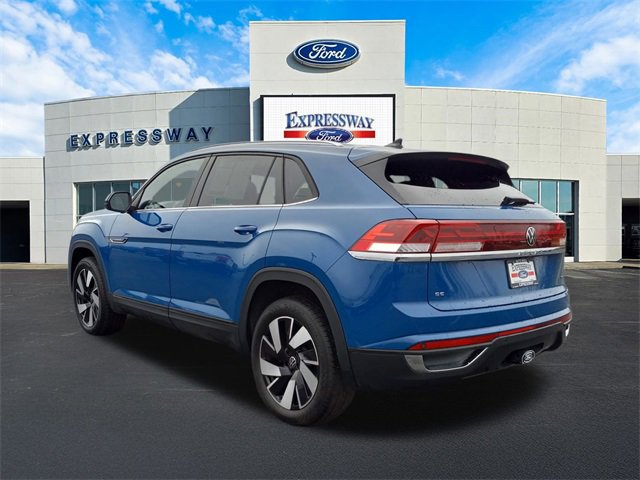 Used 2025 Volkswagen Atlas Cross Sport SE image 8