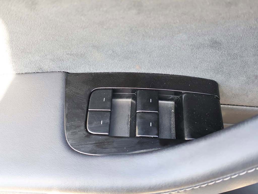 Used 2018 Tesla Model 3 Long Range AWD/4WD image 40