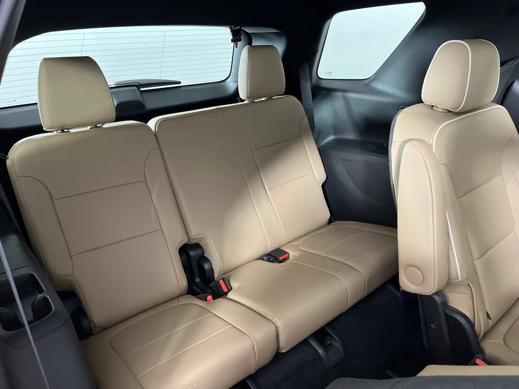 Certified 2022 Chevrolet Traverse Premier AWD/4WD image 13