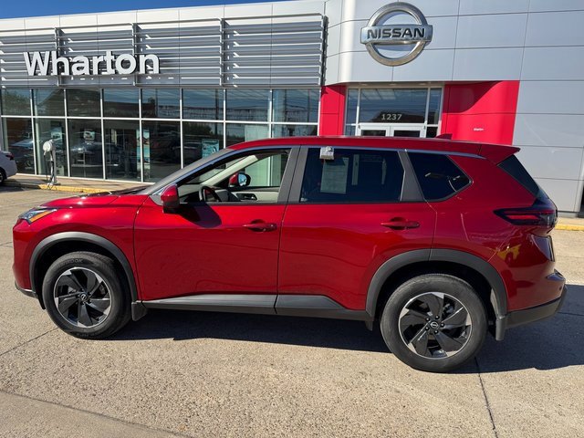 Used 2025 Nissan Rogue SV image 6