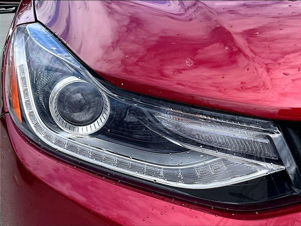 Used 2019 Chevrolet Trax LT w/ LT Convenience Package image 27