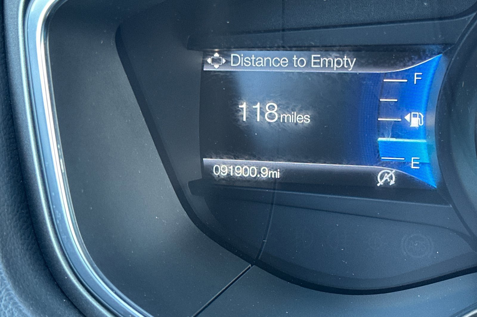 Used 2020 Ford Fusion SE image 24