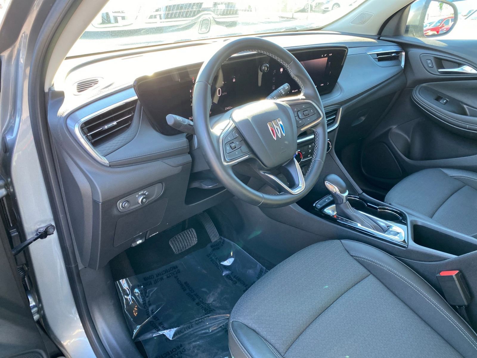 Used 2025 Buick Encore GX Preferred FWD image 33