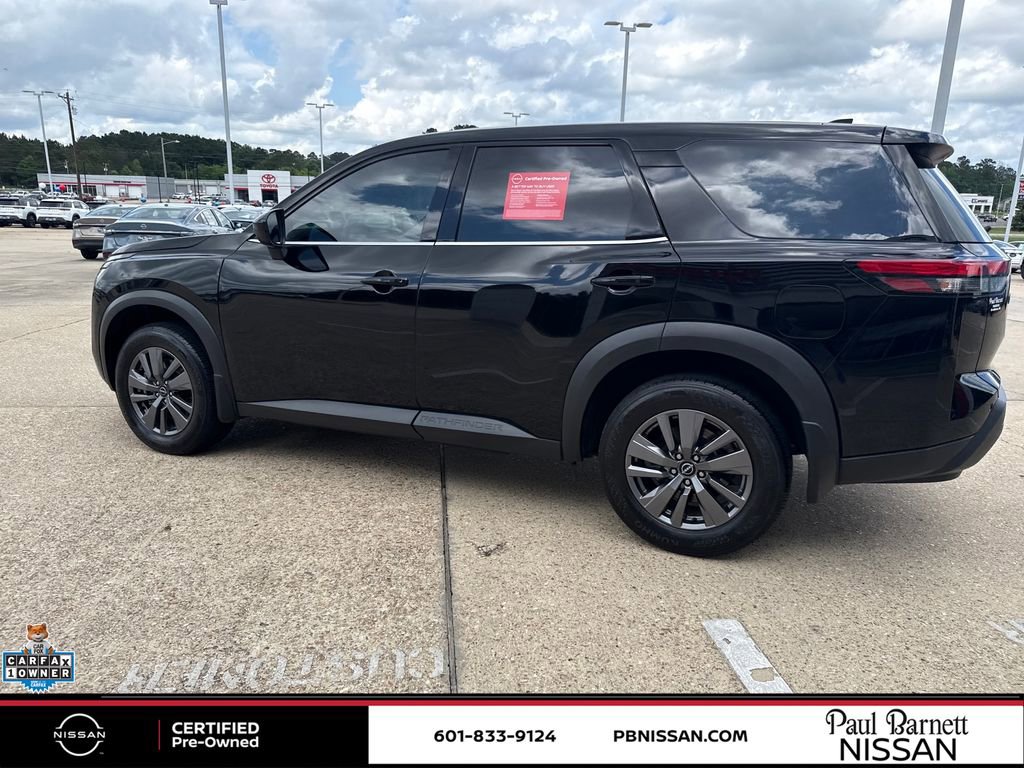 Certified 2024 Nissan Pathfinder S FWD image 6