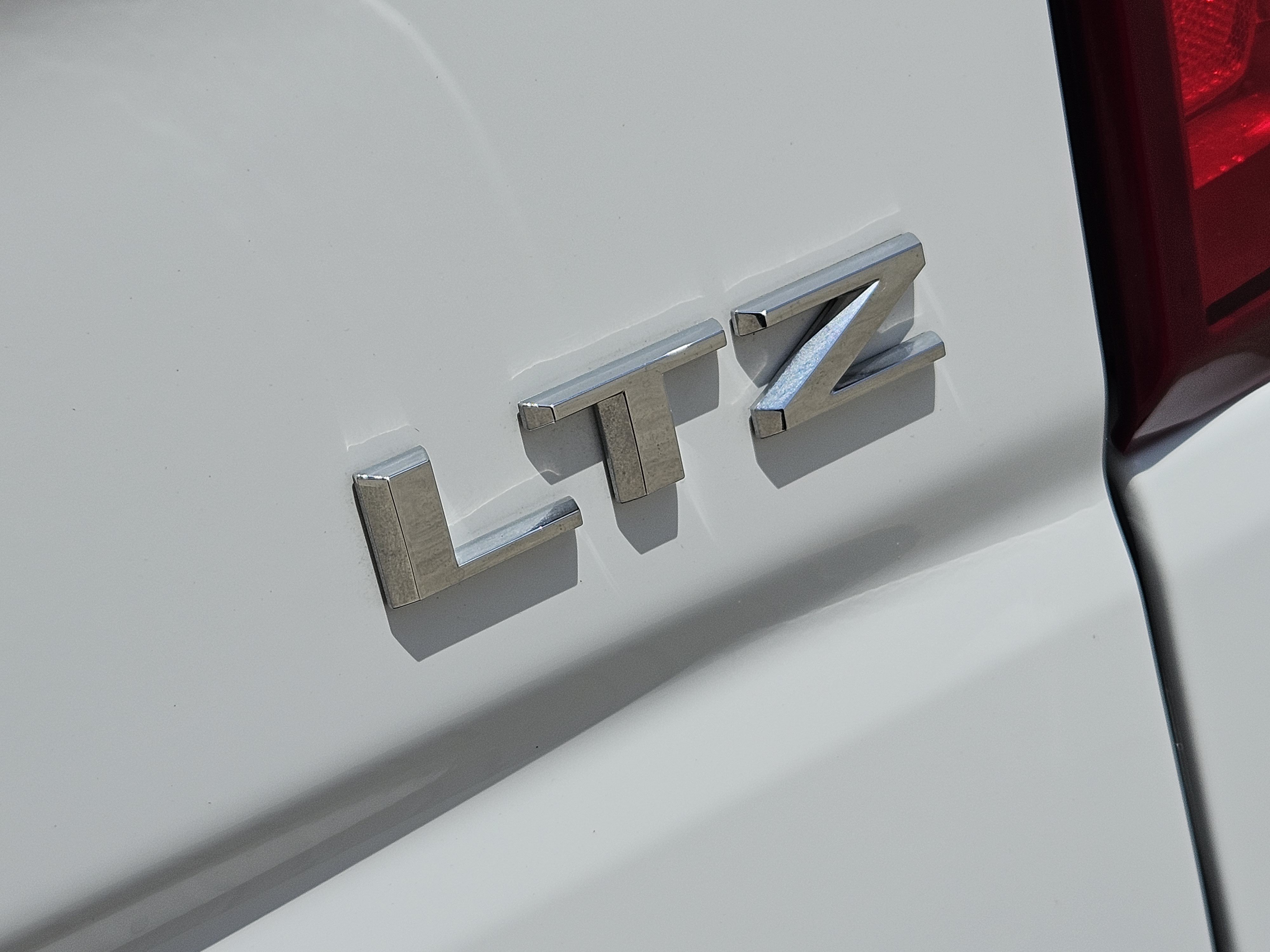 Used 2025 Chevrolet Silverado 1500 LTZ w/ LTZ Premium Texas Edition AWD/4WD image 14