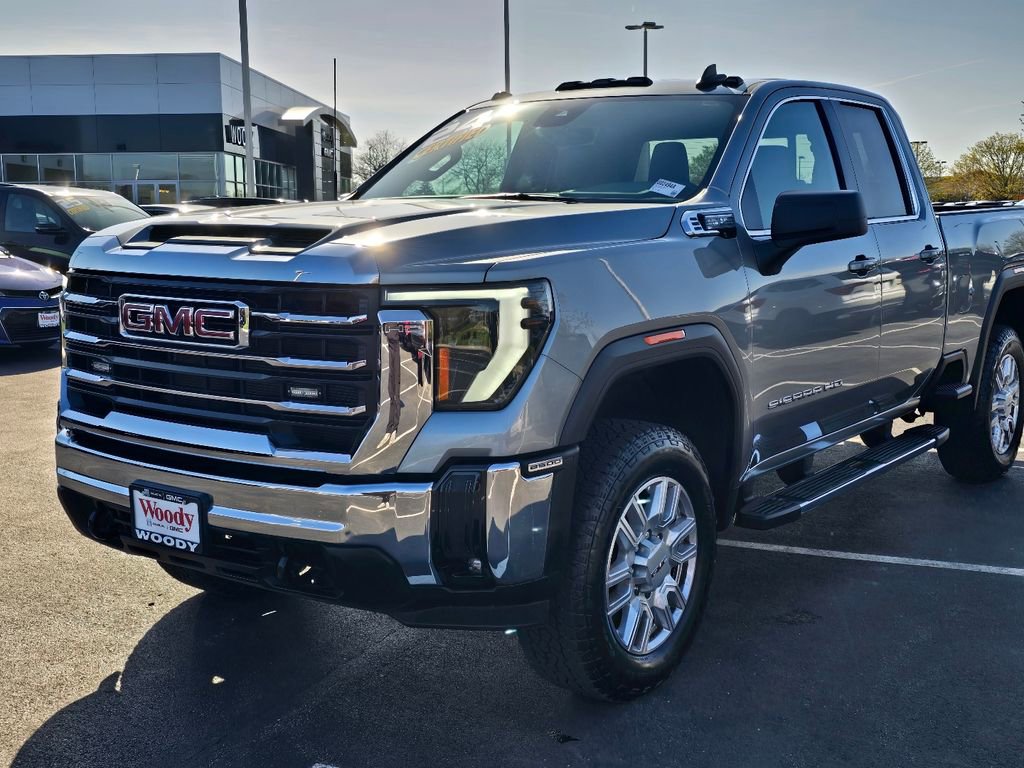 Used 2024 GMC Sierra 2500 SLE w/ SLE Value Package; image 12