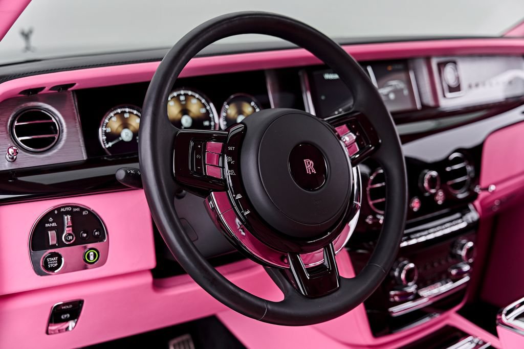 Used 2024 Rolls-Royce Phantom Sedan w/ The Phantom Package RWD image 45