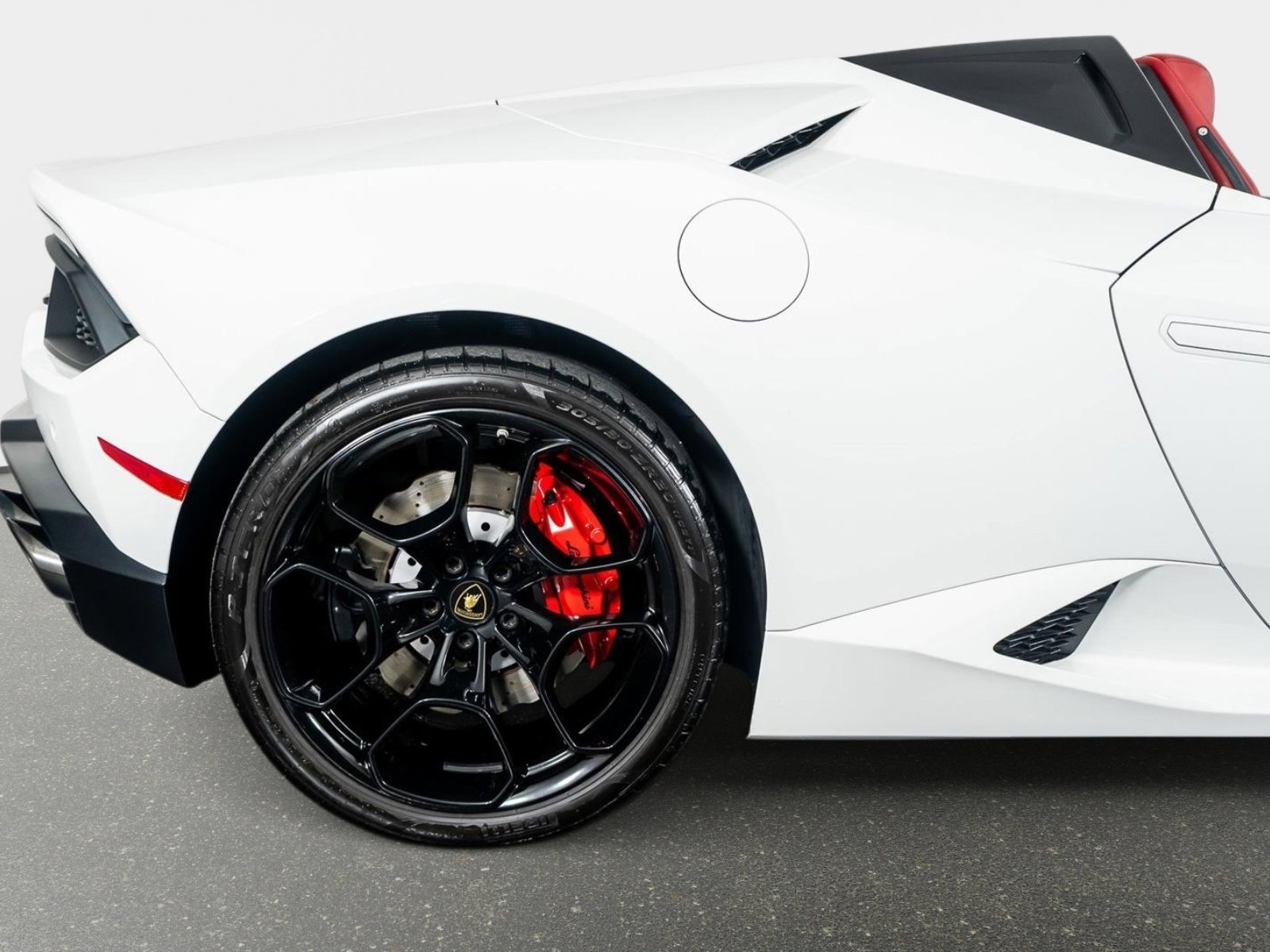 Used 2018 Lamborghini Huracan LP 580-2 image 9