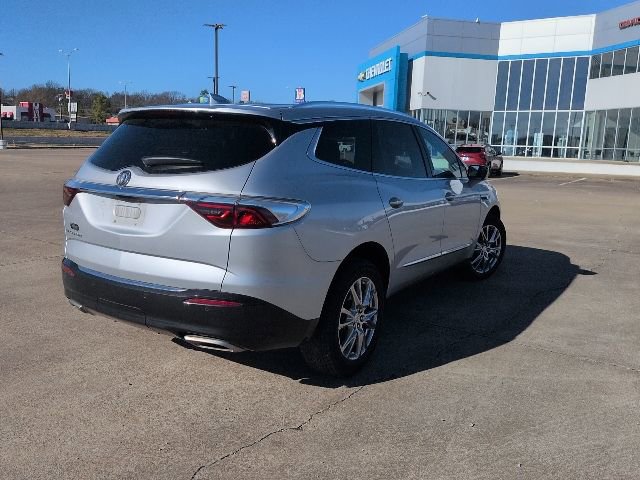 Used 2022 Buick Enclave Premium w/ Experience Buick Package image 2