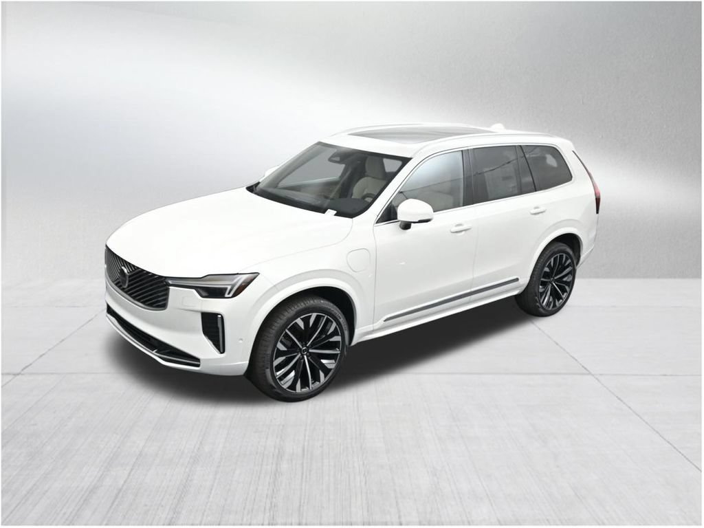 New 2026 Volvo XC90 T8 Plus AWD/4WD image 13