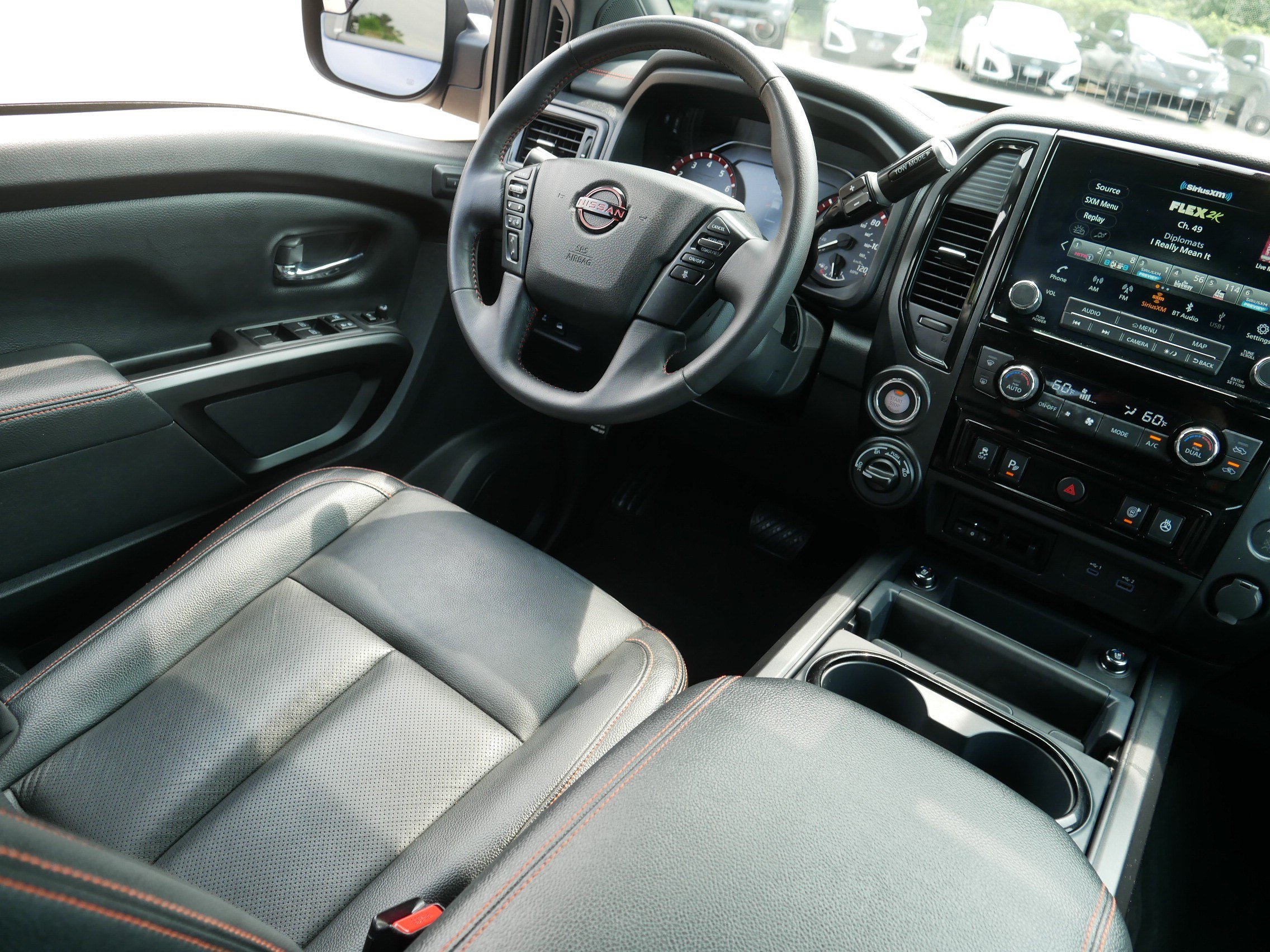 Certified 2024 Nissan Titan PRO-4X w/ Pro-4x Convenience Package AWD/4WD image 9