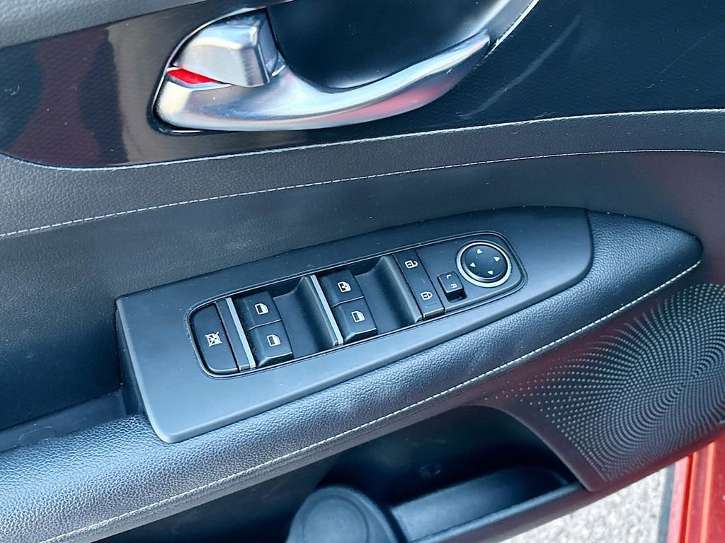 Used 2023 Kia Forte GT-Line w/ GT-Line Premium Package image 18