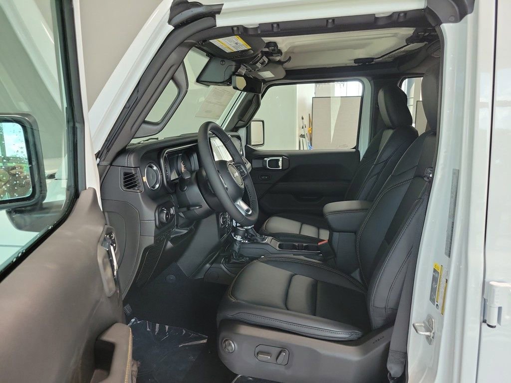New 2025 Jeep Wrangler Sahara image 8