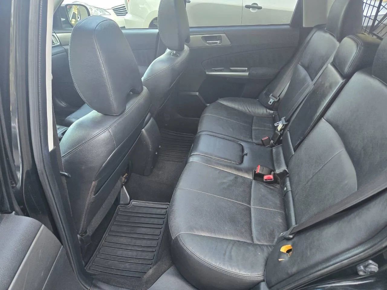 Used 2011 Subaru Forester 2.5X Limited image 10
