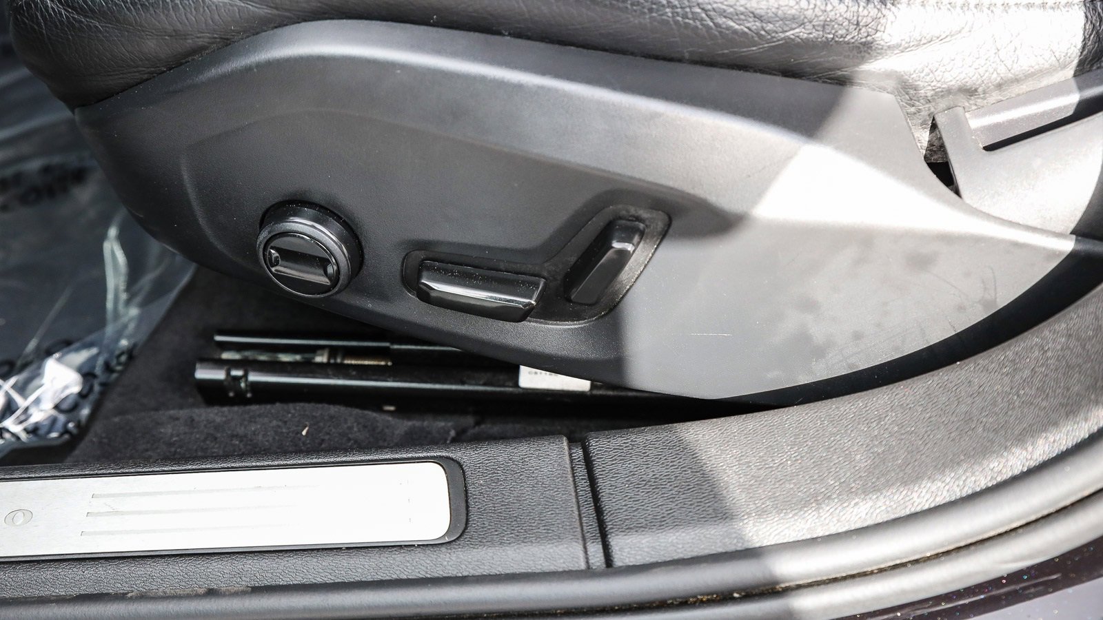 Used 2024 Volvo S60 B5 Plus image 20