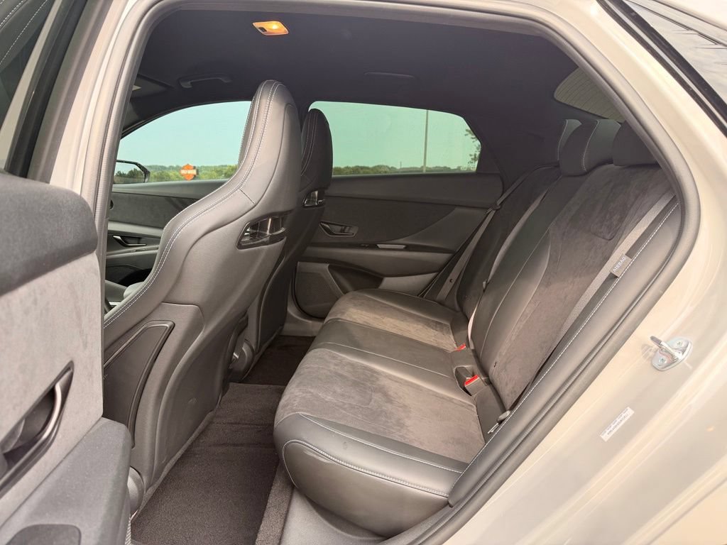Used 2025 Hyundai Elantra N FWD image 5